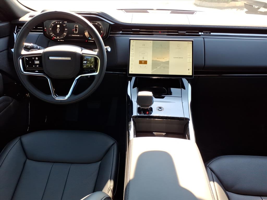 2025 Land Rover Range Rover Sport SE photo 4