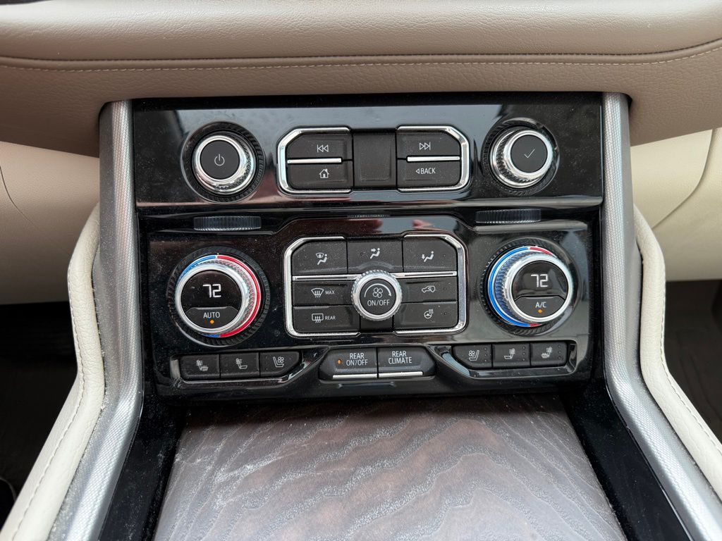2023 Gmc Yukon XL Denali photo 14