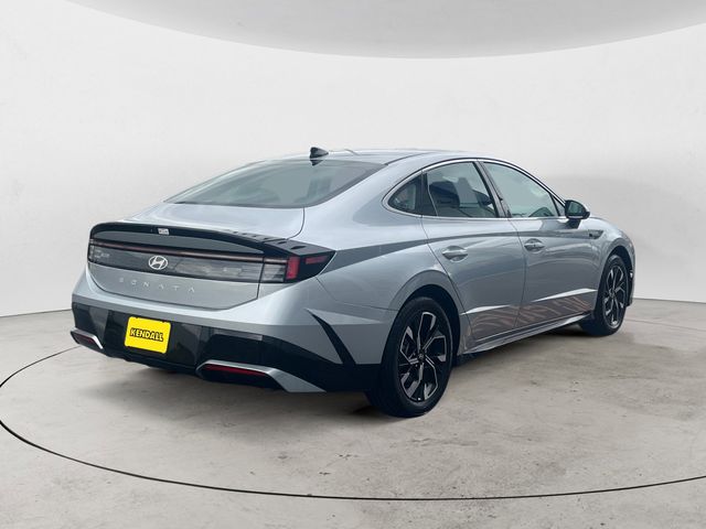 2024 Hyundai Sonata SEL photo 5