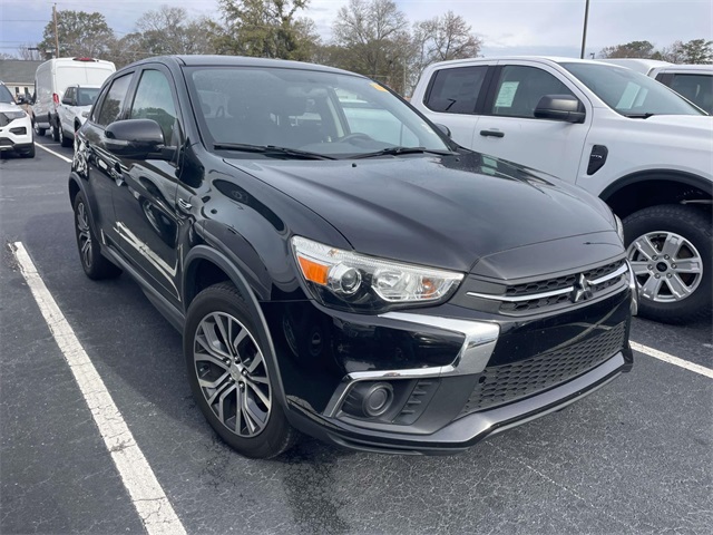 2019 Mitsubishi Outlander Sport ES's photo