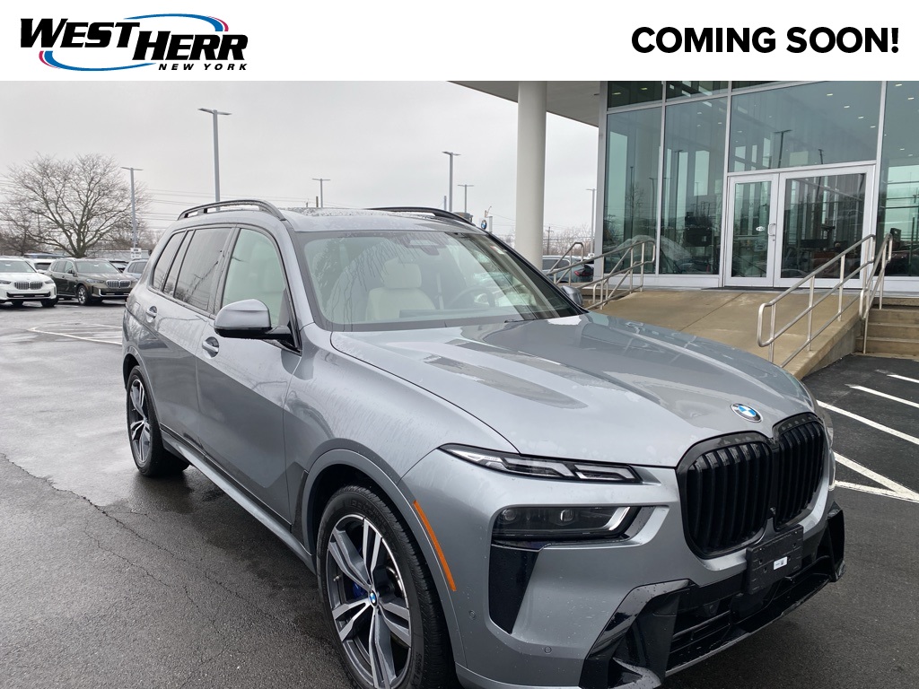 2026 BMW X7 40i's photo