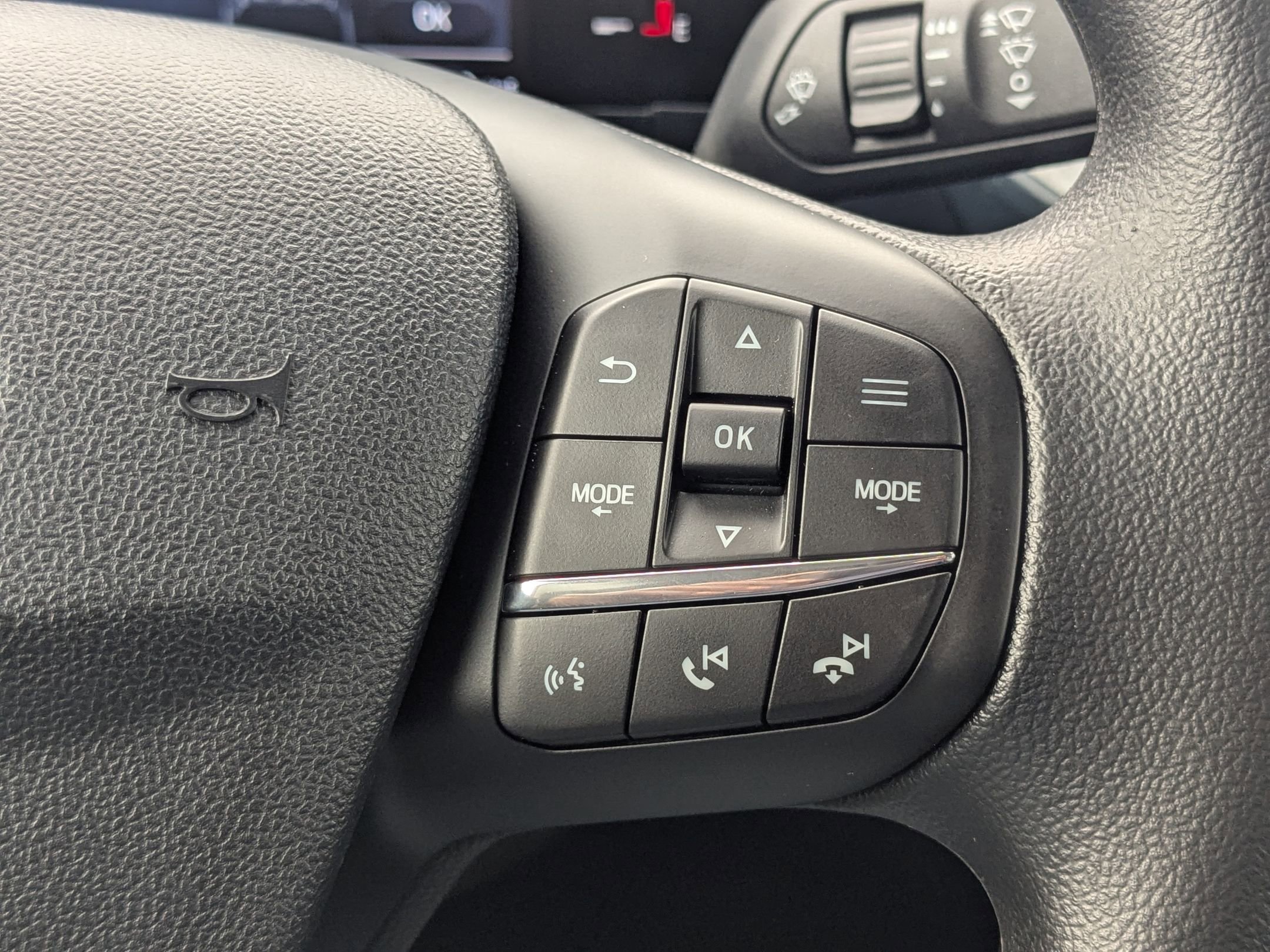 2025 Ford Maverick XLT photo 18