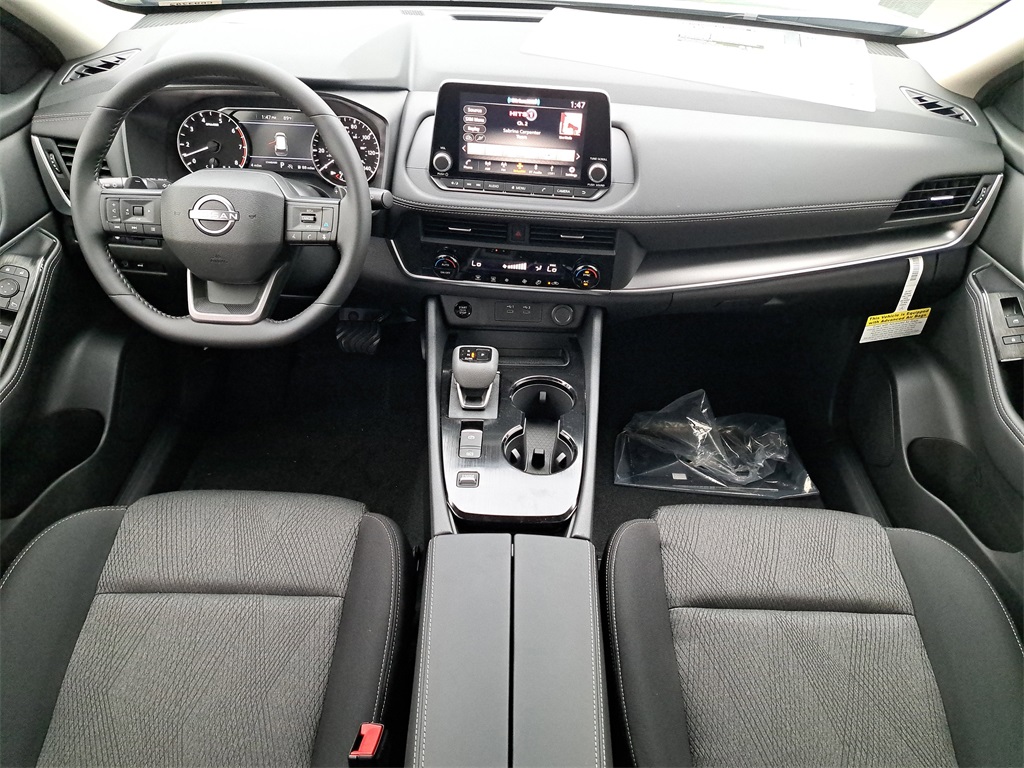 2026 Nissan Rogue SV photo 15