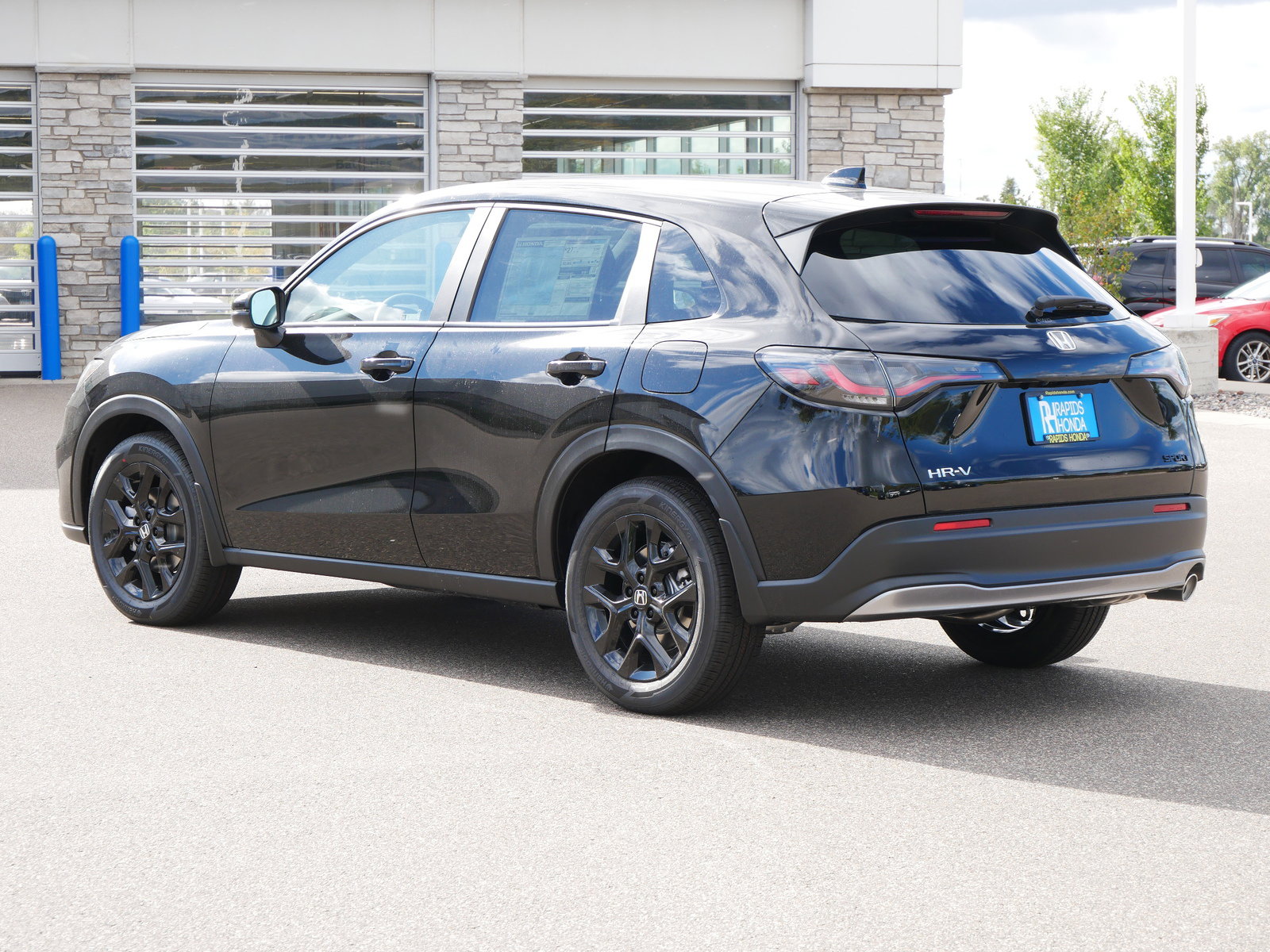 2025 Honda HR-V Sport photo 2