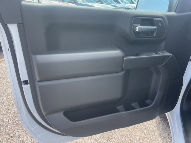 2026 Chevrolet Silverado 1500 photo 18