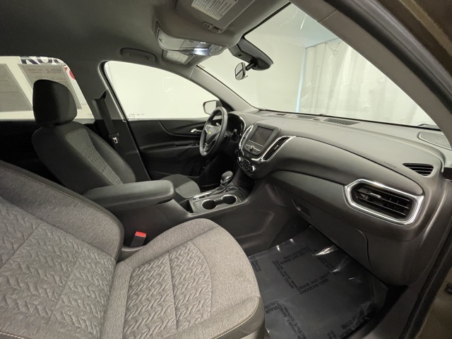 2023 Chevrolet Equinox LT photo 5