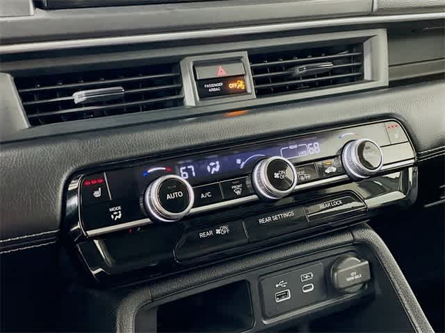 2023 Honda Pilot Touring photo 15