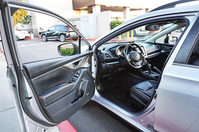 Used 2021 Silver Subaru Limited image 37