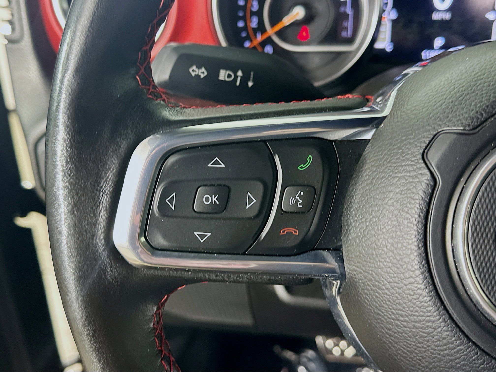 2023 Jeep Wrangler Rubicon photo 12