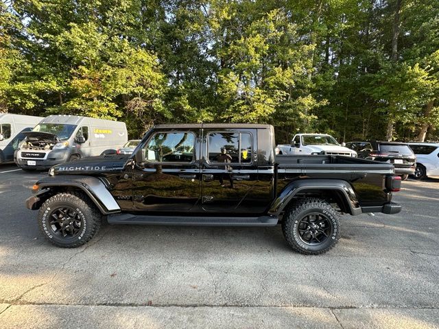2025 Jeep Gladiator Sport photo 2