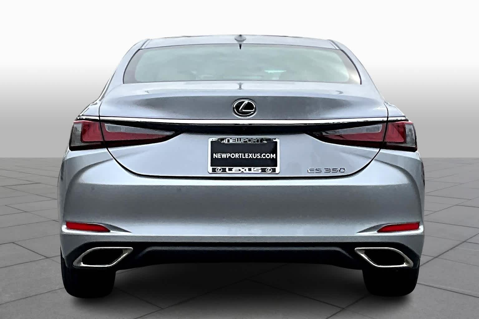 2025 Lexus ES 350 photo 4