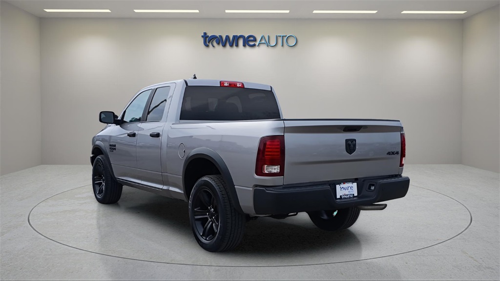 2022 Ram 1500 Classic Warlock photo 3