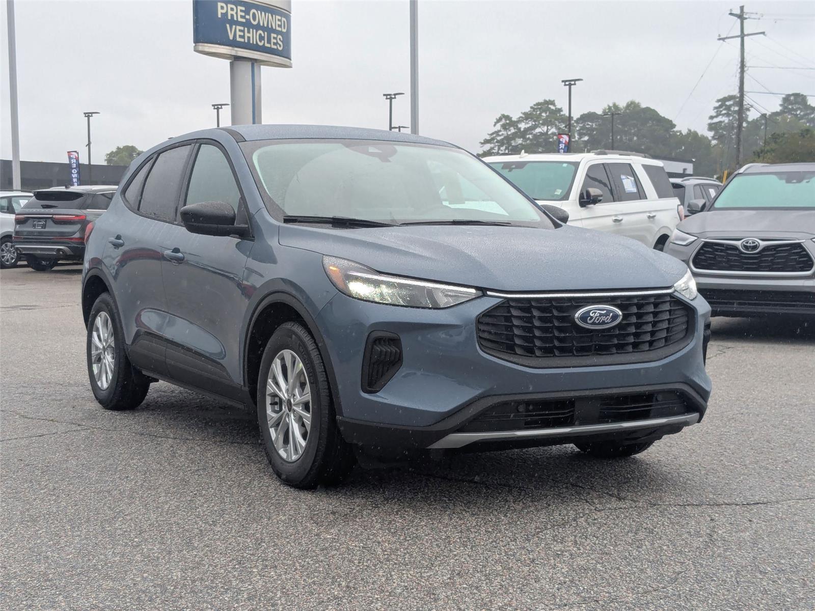 2026 Ford Escape Active photo 3