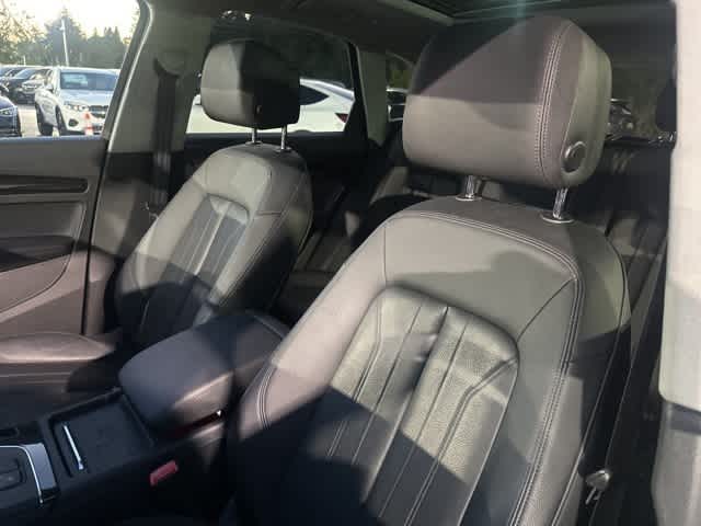 2019 Audi Q5 Premium Plus photo 12