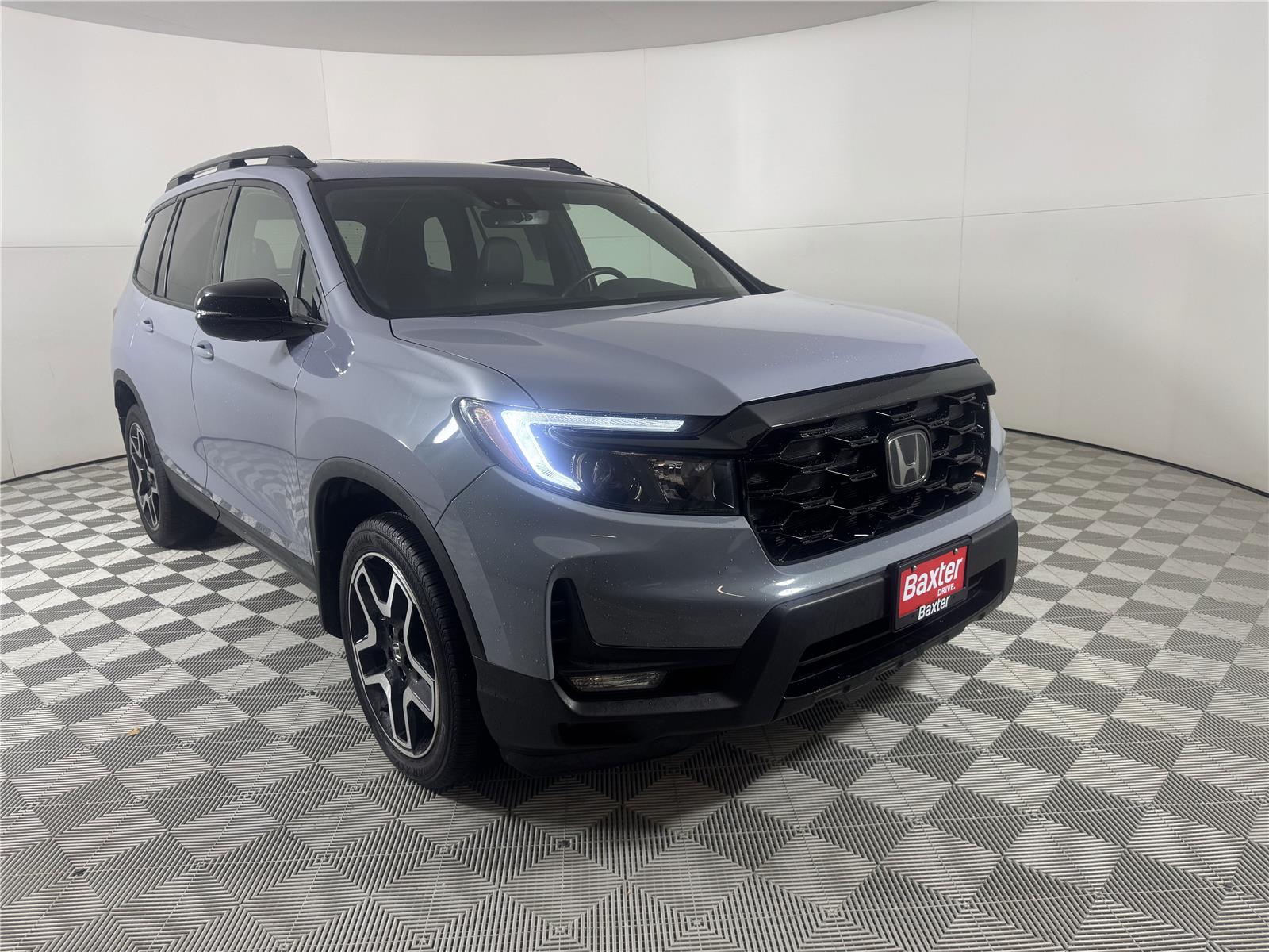 2022 Honda Passport Elite's photo