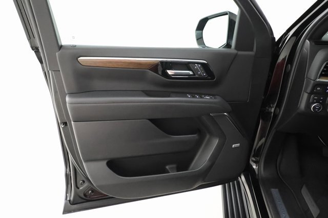 2025 Chevrolet Tahoe High Country photo 7
