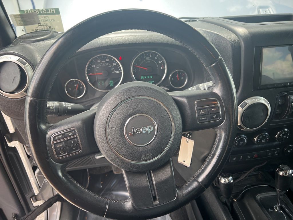 2017 Jeep Wrangler Unlimited Sahara photo 20
