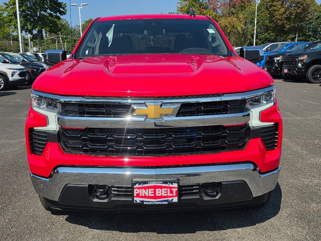 2026 Chevrolet Silverado photo 7