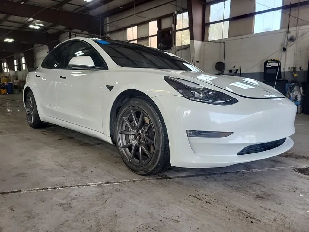 Used 2022 Tesla Model 3 Long Range with VIN 5YJ3E1EB9NF175063 for sale in Miami, FL