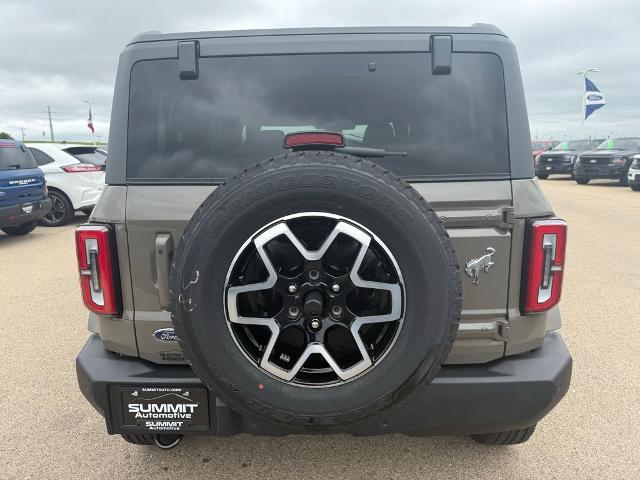 2025 Ford Bronco Outer Banks photo 30