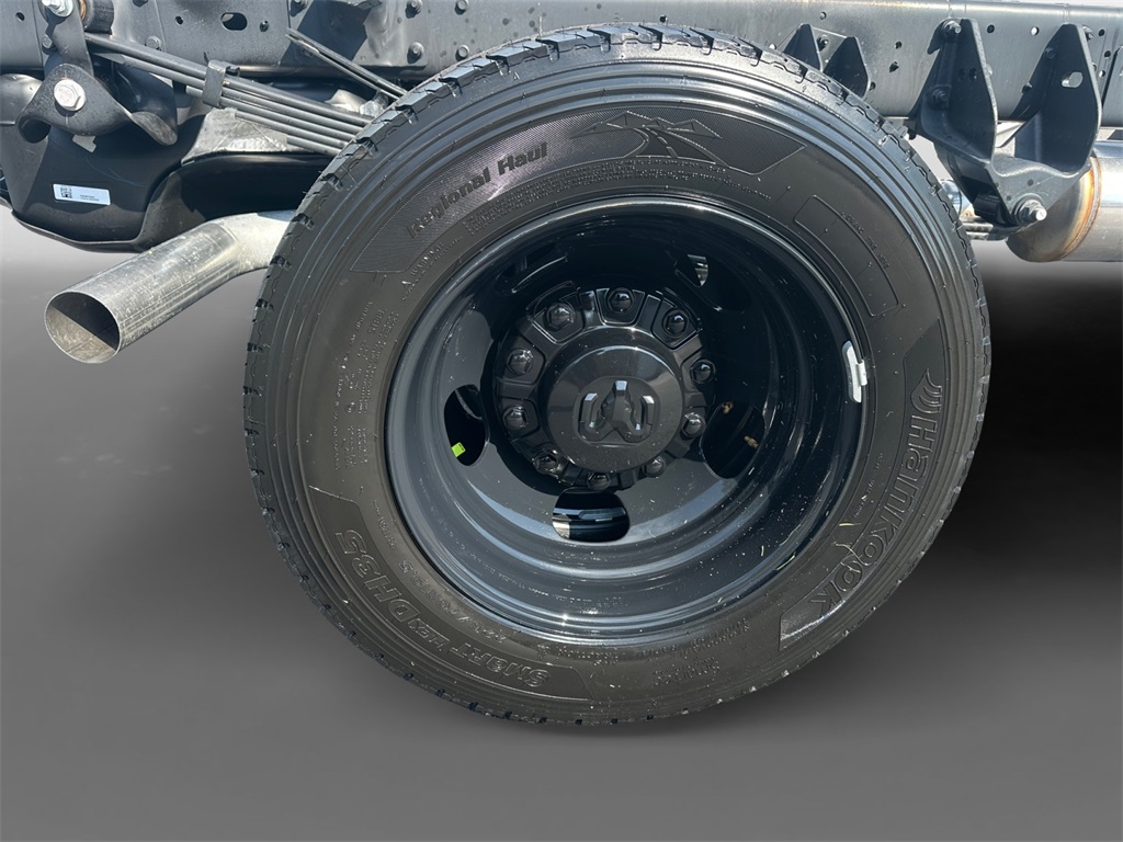 2025 Ram 4500 Tradesman photo 8