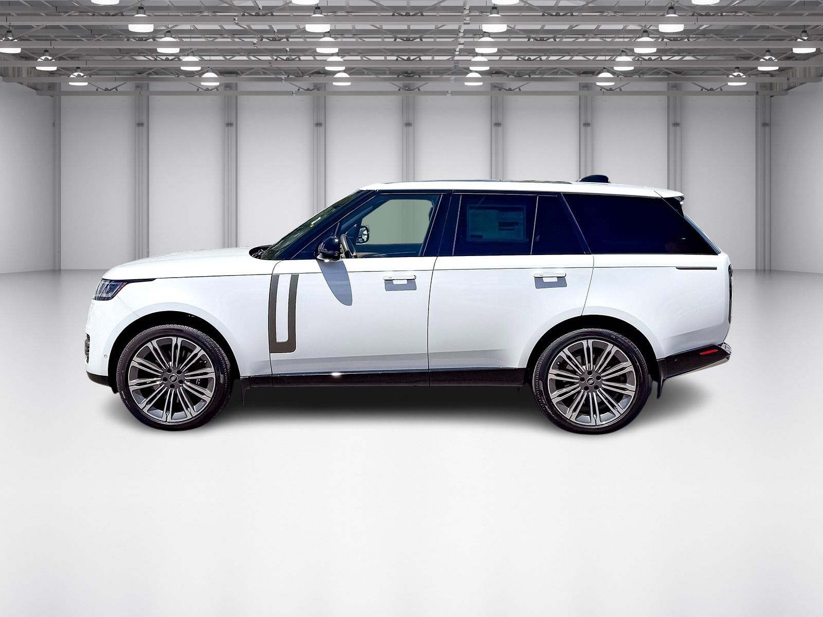 2025 Land Rover Range Rover SE photo 2