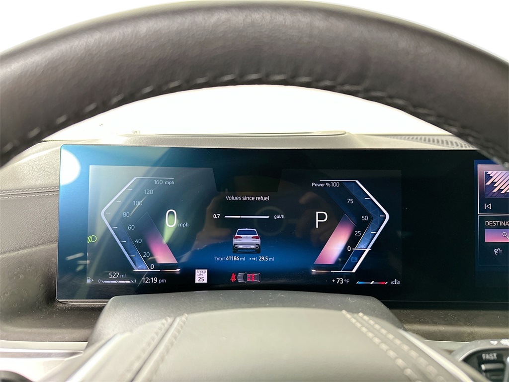 Used 2024 Mineral White Metallic BMW xDrive40i image 15