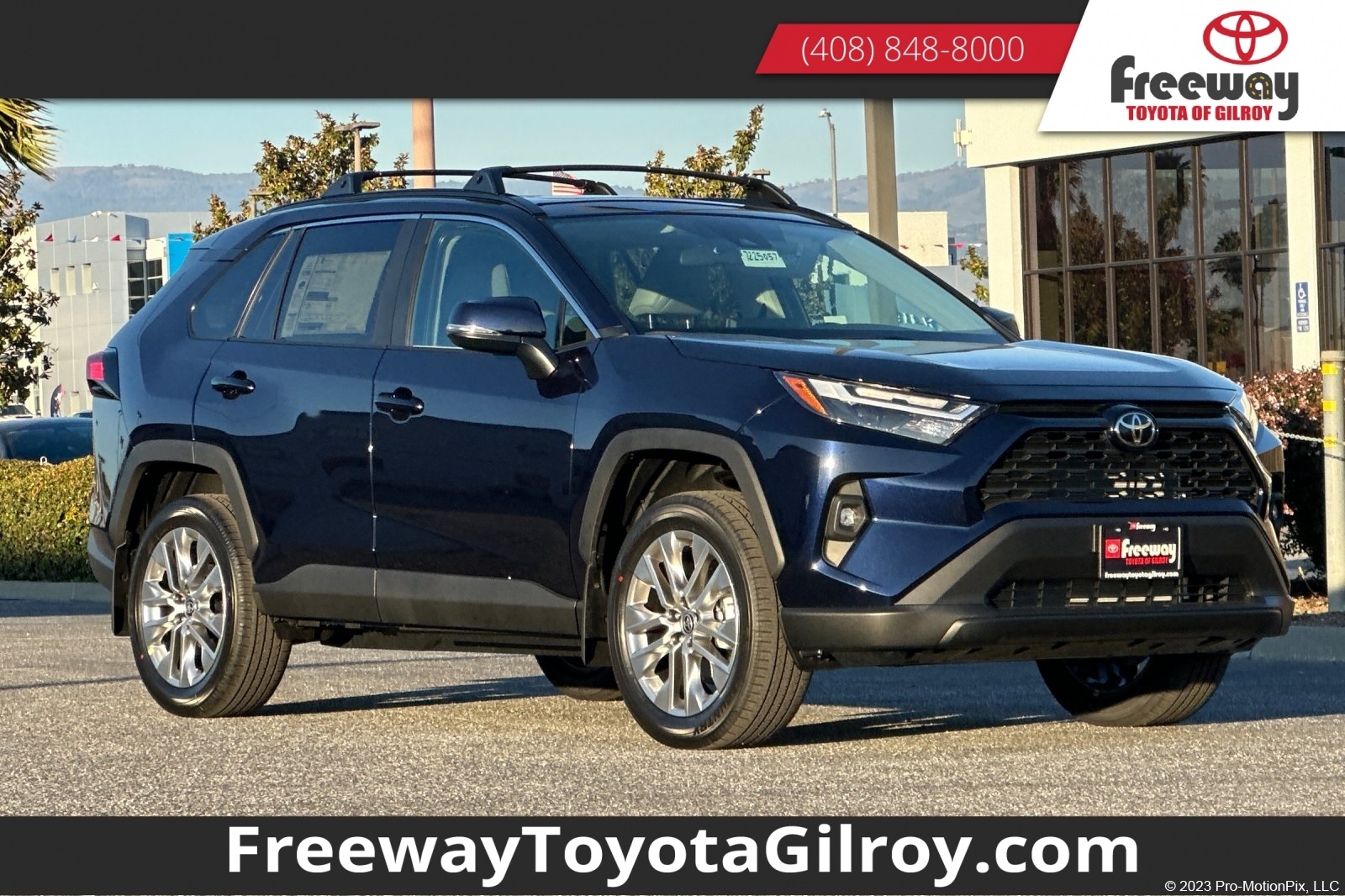 2025 Toyota RAV4 XLE Premium's photo