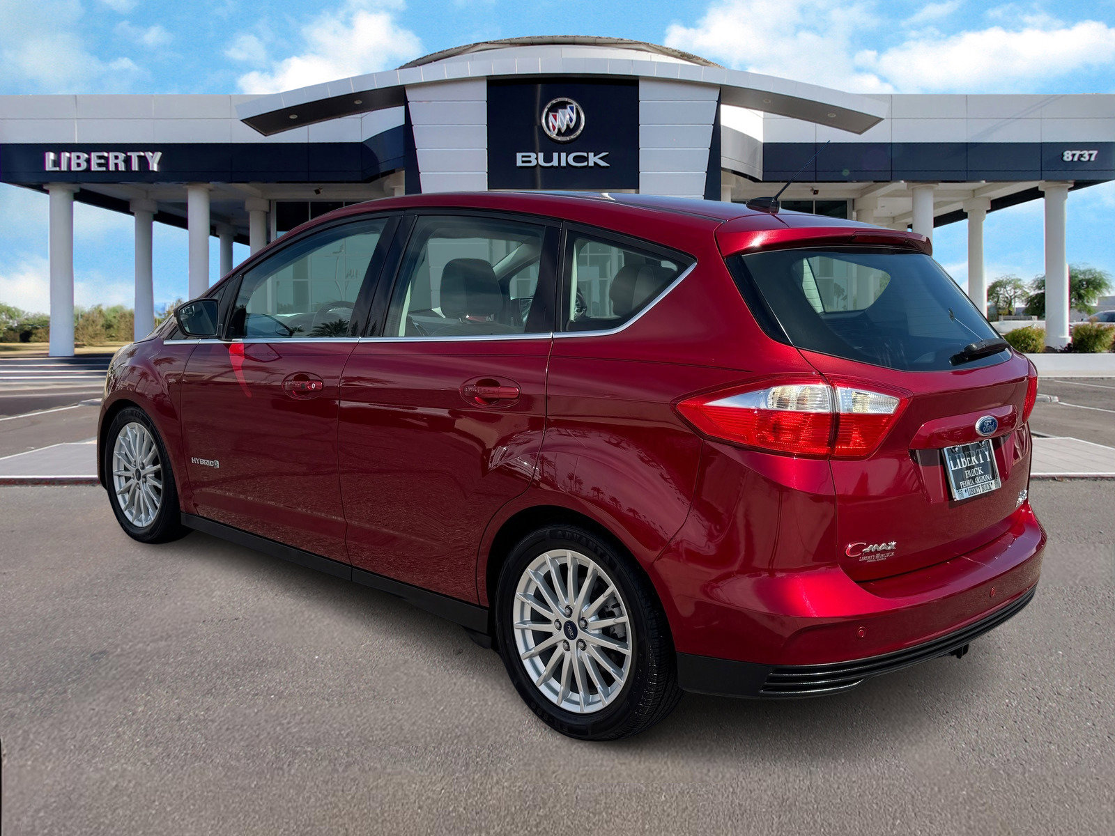 2015 Ford C-Max Hybrid SEL photo 2