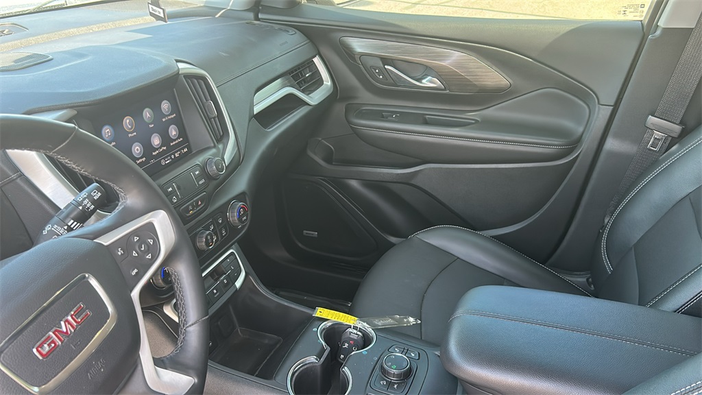 2023 Gmc Terrain SLT photo 14