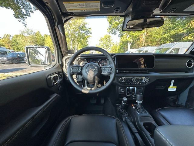 2025 Jeep Gladiator Sport photo 15
