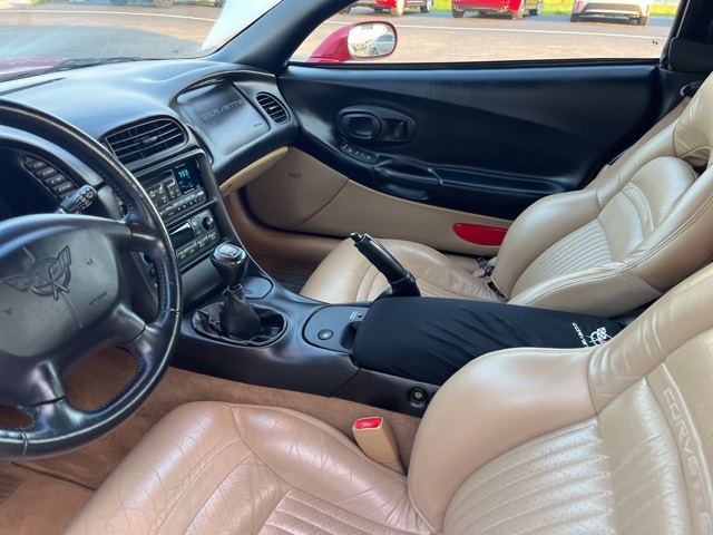 2000 Chevrolet Corvette Base Convertible photo 9