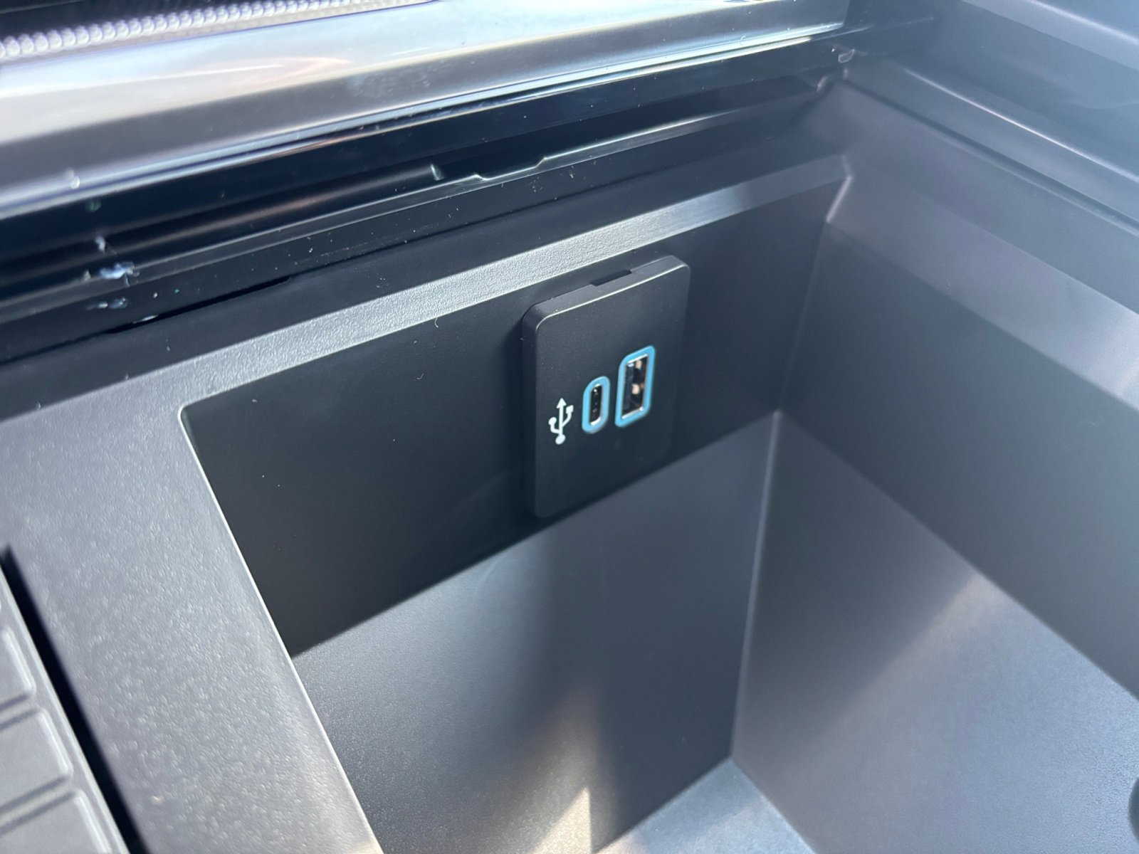 2026 Ford F-350 Platinum photo 15