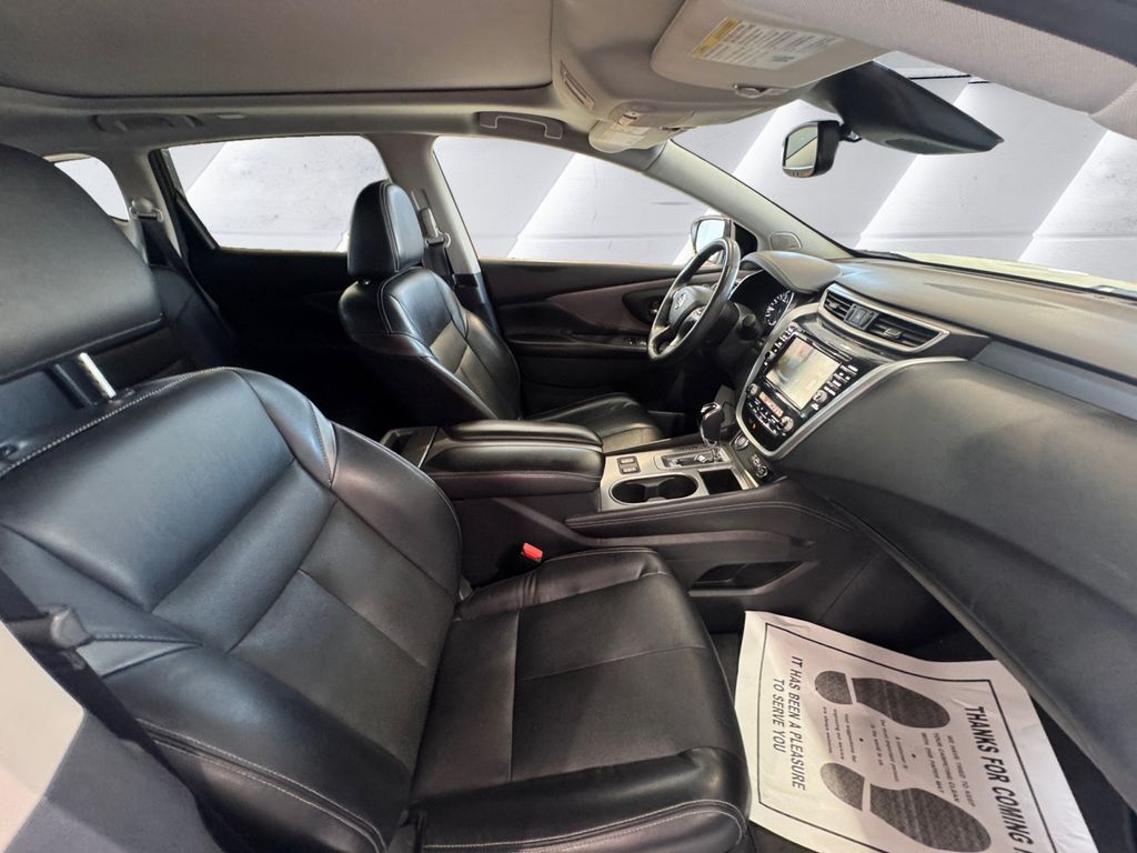 2021 Nissan Murano SL photo 13
