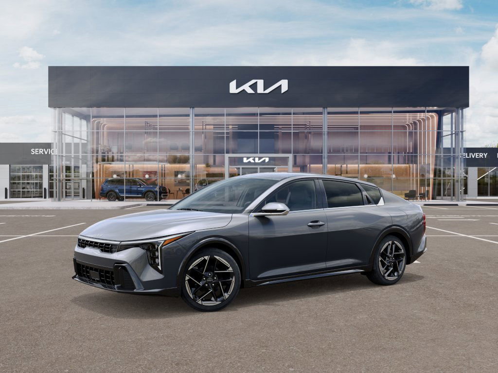 2025 Kia K4 GT-Line photo 3