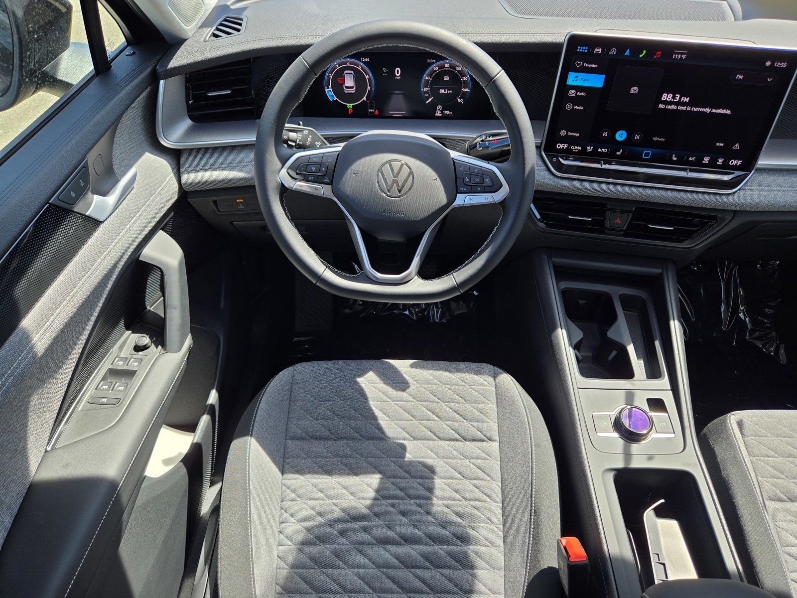 2025 Volkswagen Tiguan S photo 3