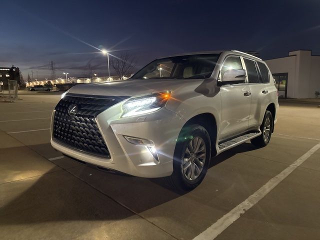 2021 Lexus GX Base's photo