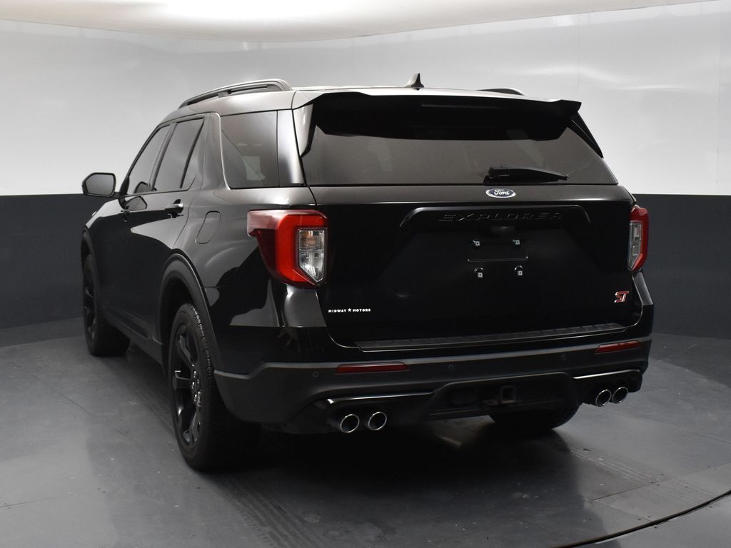 2021 Ford Explorer ST photo 3