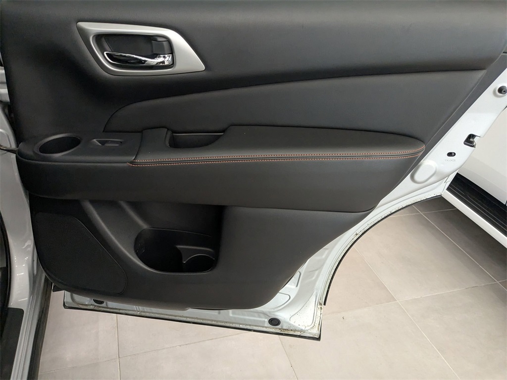 2020 Nissan Pathfinder SL Rock Creek photo 28