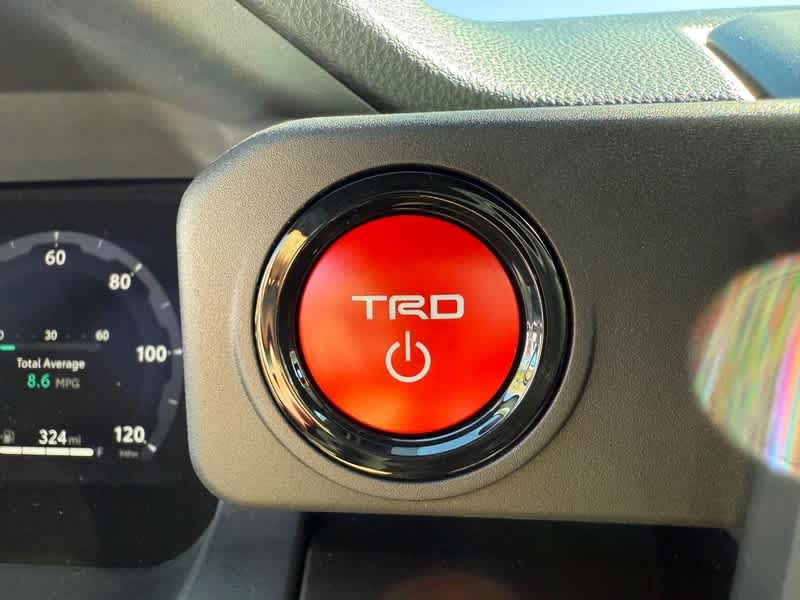 2025 Toyota Tacoma TRD Off Road - Photo 9