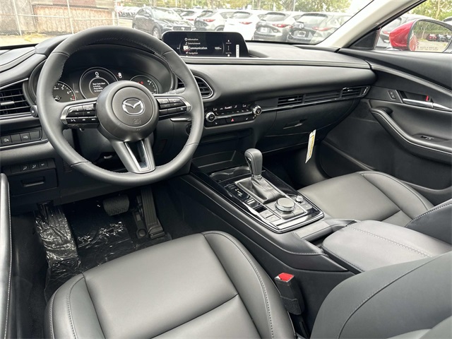 2025 Mazda CX-30 2.5 S Preferred photo 2