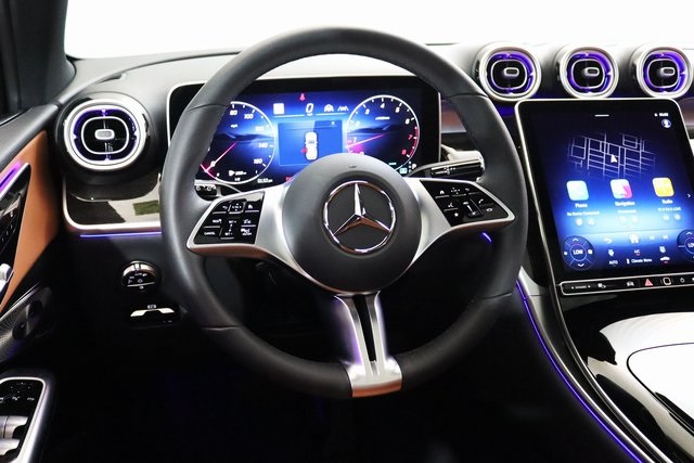 2025 Mercedes Benz GLC 300 4MATIC photo 16