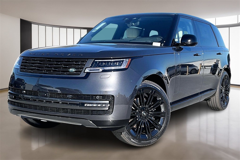 2025 Land Rover Range Rover SE's photo
