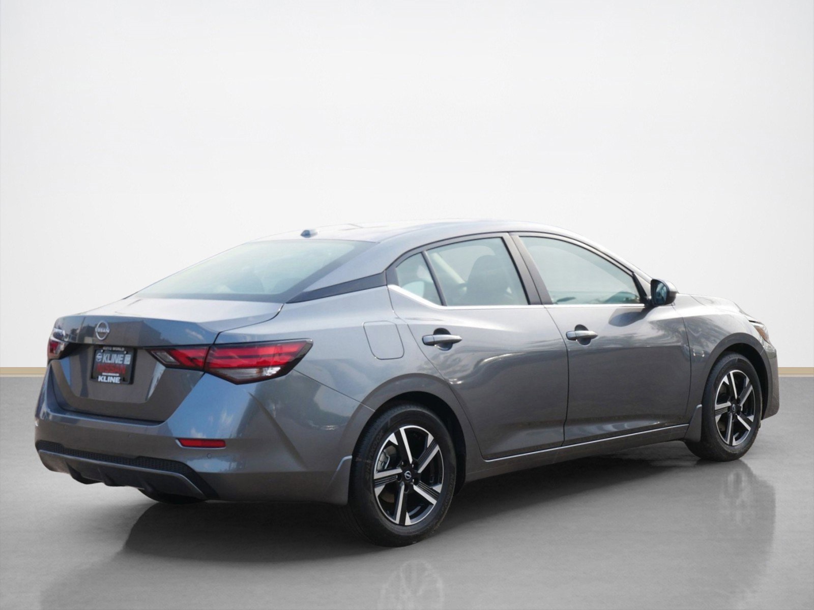 2025 Nissan Sentra SV photo 2