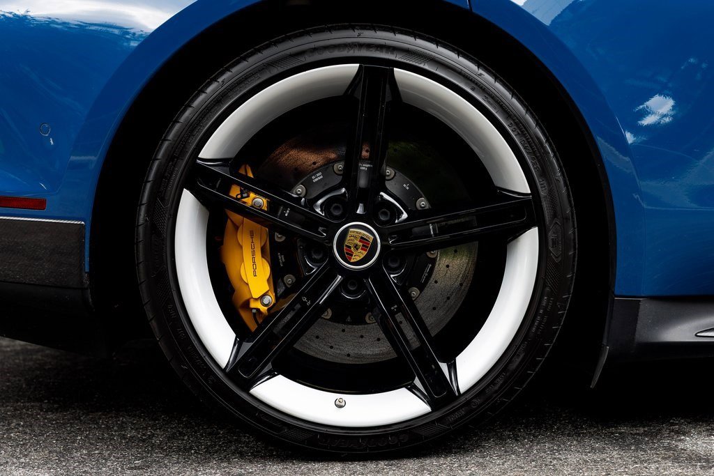 2022 Porsche Taycan Turbo S photo 15