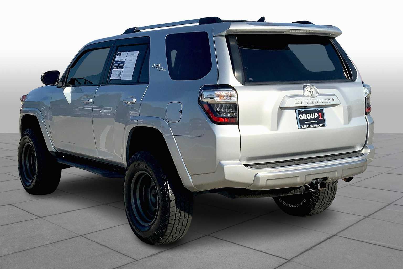2018 Toyota 4Runner TRD Premium photo 11