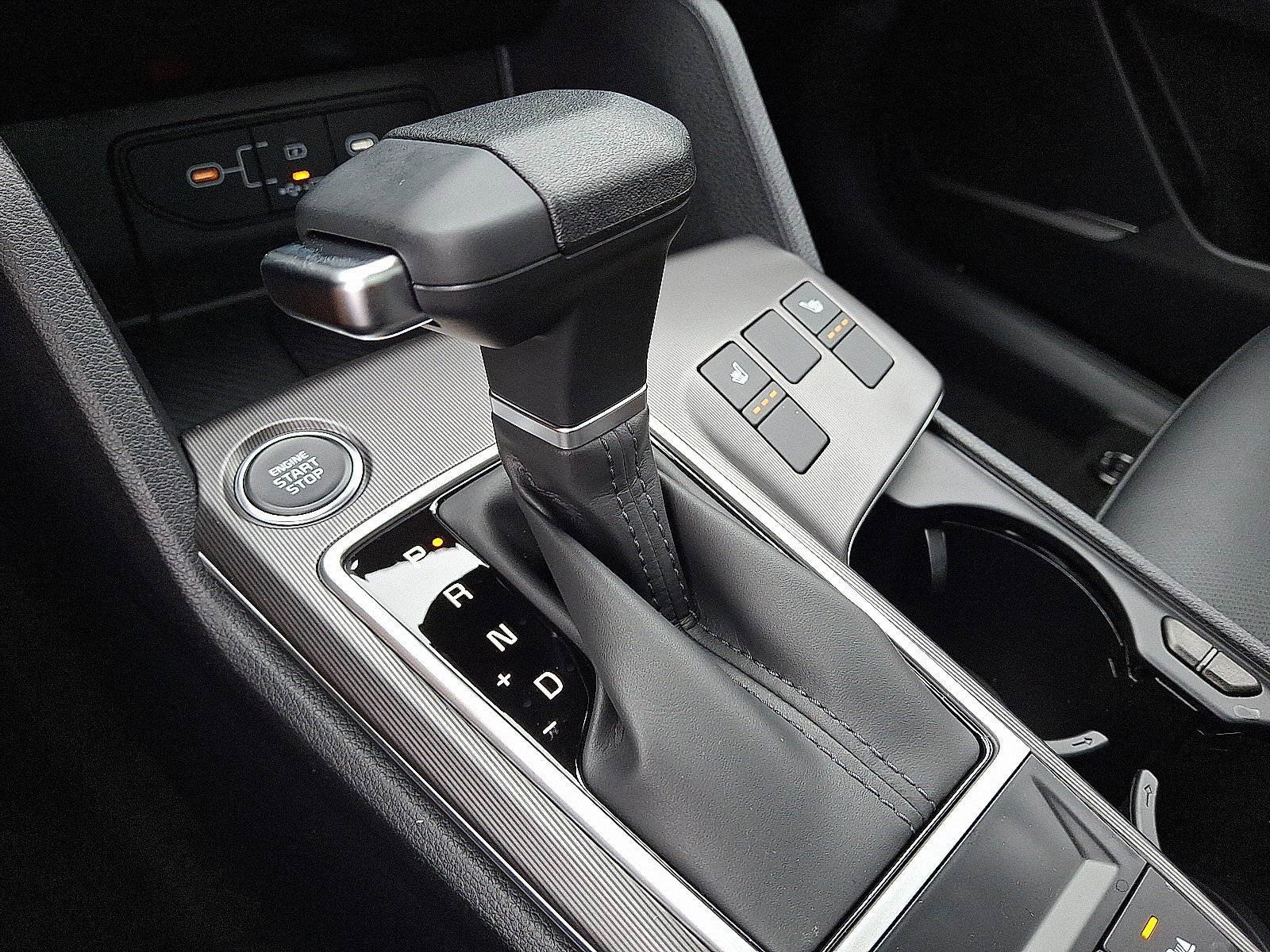 2026 Kia Sportage EX photo 10