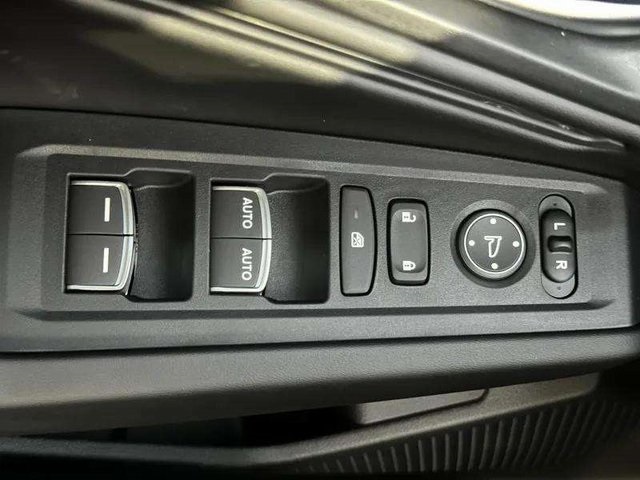 2025 Honda Accord 1.5T SE photo 13