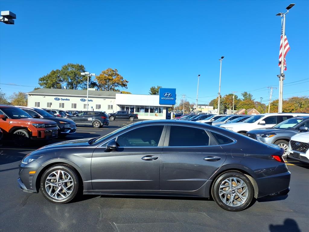Used 2021 Hyundai Sonata SEL with VIN 5NPEF4JA7MH125783 for sale in Meriden, CT