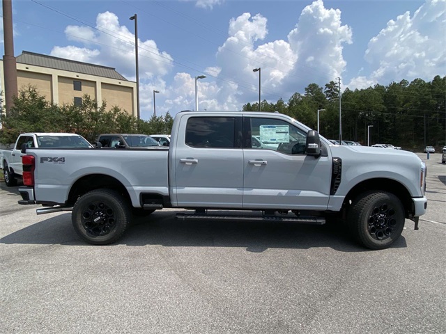 2026 Ford F-250 photo 2
